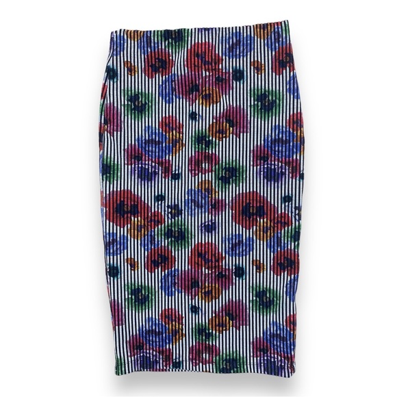 Zara Dresses & Skirts - ZARA Trafaluc Multicolor Ribbed Floral Pencil Skirt Small